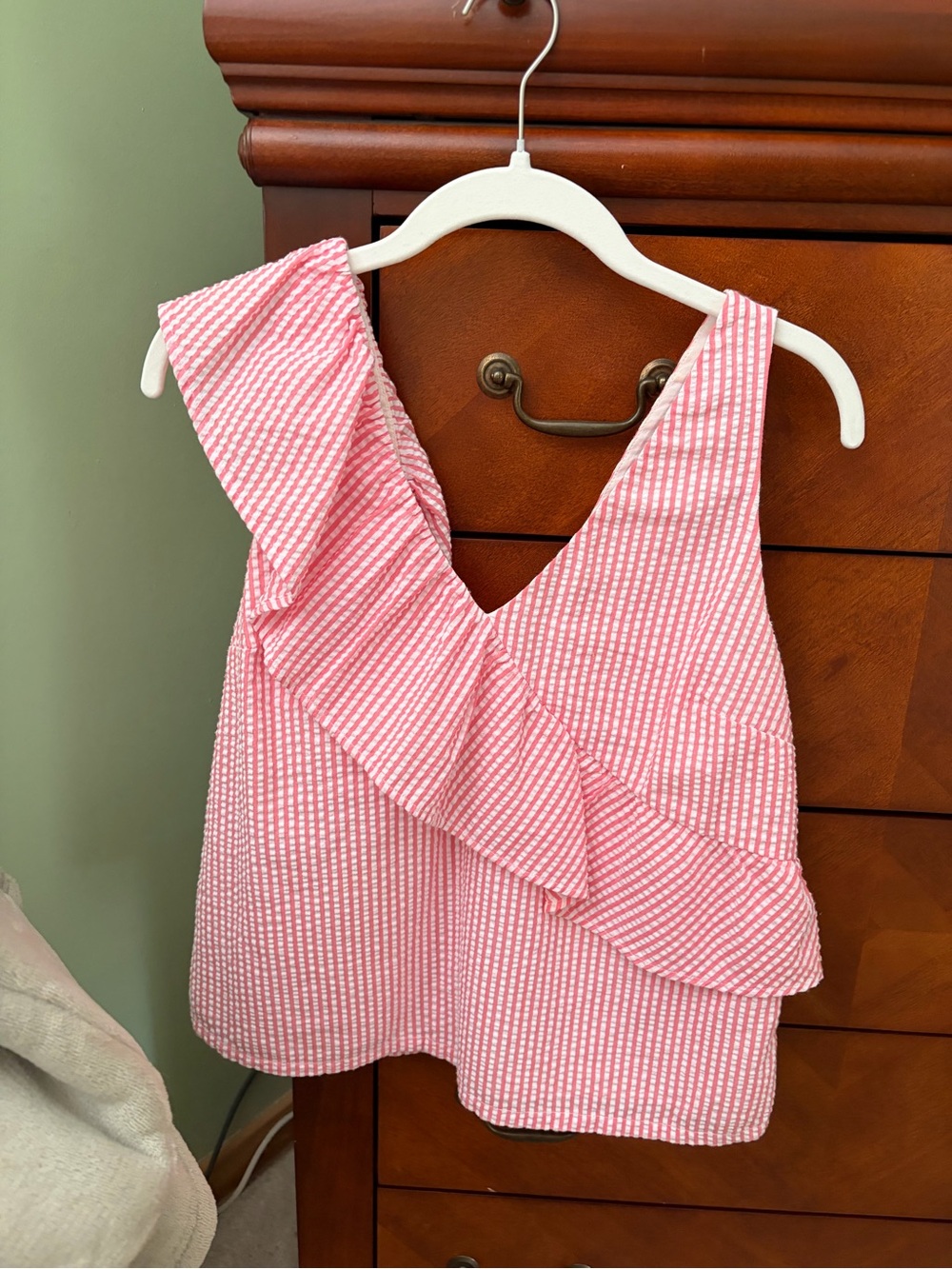 Vineyard Vines Pink Seersucker Ruffle Shoulder Top